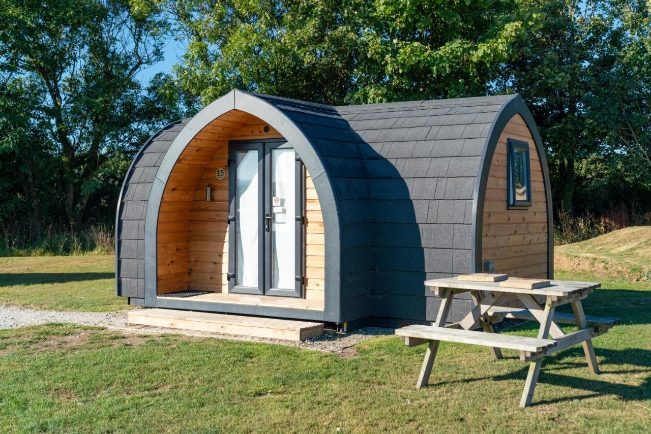 Camping Pods Trevella Holiday Park Crantock Ngoại thất bức ảnh