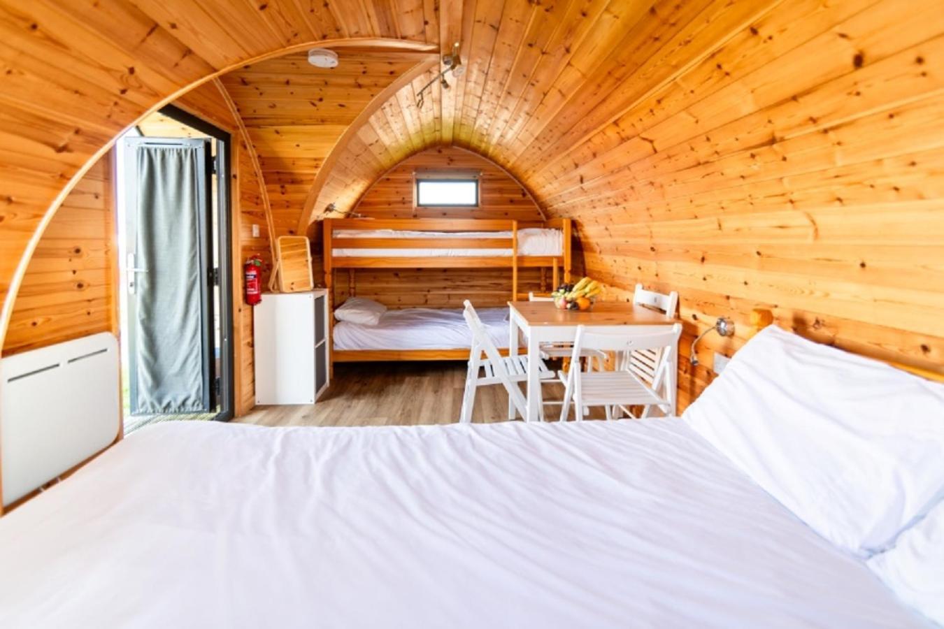 Camping Pods Trevella Holiday Park Crantock Ngoại thất bức ảnh